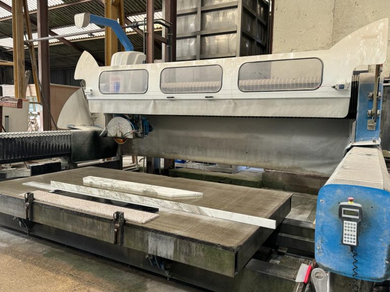 5 Axis Monoblock Bridge Saw 2010 Thibaut TC 650 — image 2